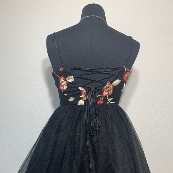 Homecoming Dress - Picture 3 of 8